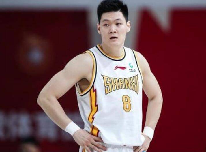 2025／26赛季英超：想上场就得用表现说话！阿莫林强硬表态（2025／26英超：出场看实力，阿莫林强硬放话）