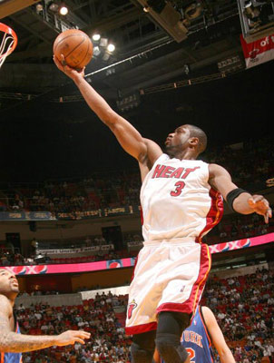 环球足球奖年度最佳教练候选：恩里克、斯洛特、弗里克在列（恩里克、斯洛特、弗里克入围环球足球奖年度最佳教练候选）