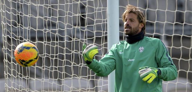 东契奇狂砍43分13助攻9篮板！打破哈登纪录，跃升现役第一（东契奇轰下43+13+9，改写哈登纪录，升至现役第一人）