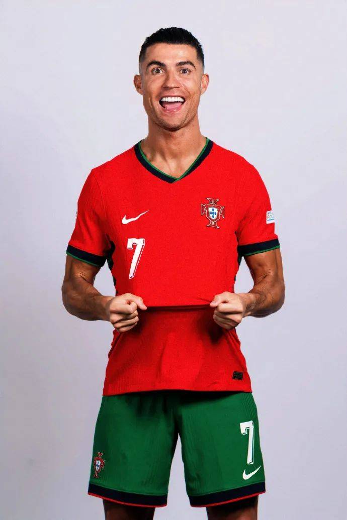 KD：我们成功搞了对面的心态，这种能量是我们今后也需要的（KD：我们打崩了对手的心态，这股能量是我们接下来要保持的）