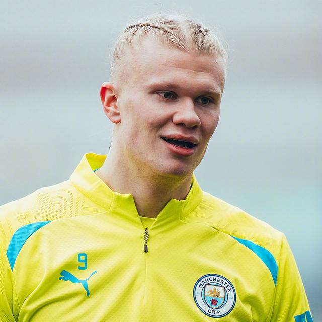 邮报：赫尔城客战斯托克城绝杀后挑衅主场球迷，引发双方冲突（邮报：赫尔城客场绝杀斯托克城后挑衅主队球迷，双方爆发冲突）