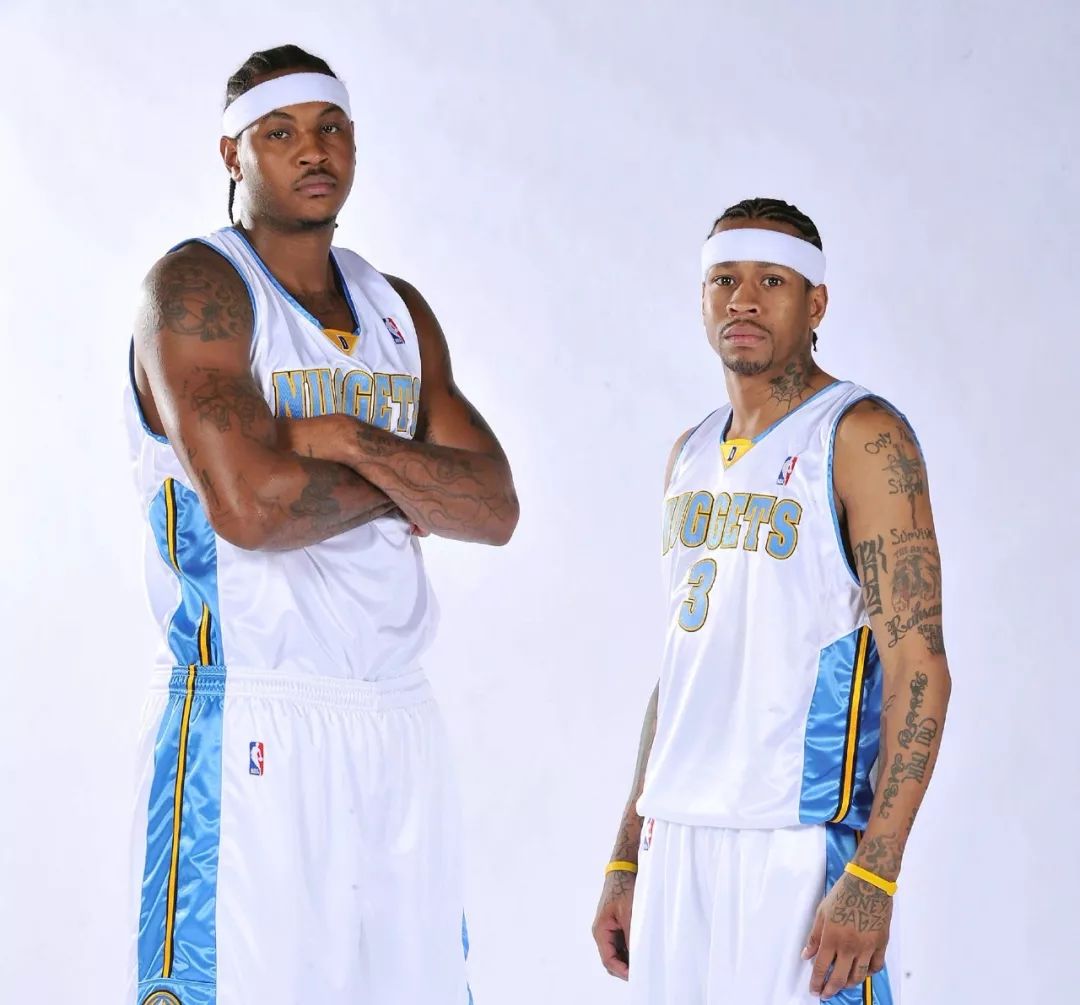 西甲战报：加西亚传射，穆尼奥斯建功，奥萨苏纳2-0莱万特（西甲快讯：加西亚一传一射，穆尼奥斯进球，奥萨苏纳2-0击败莱万特）