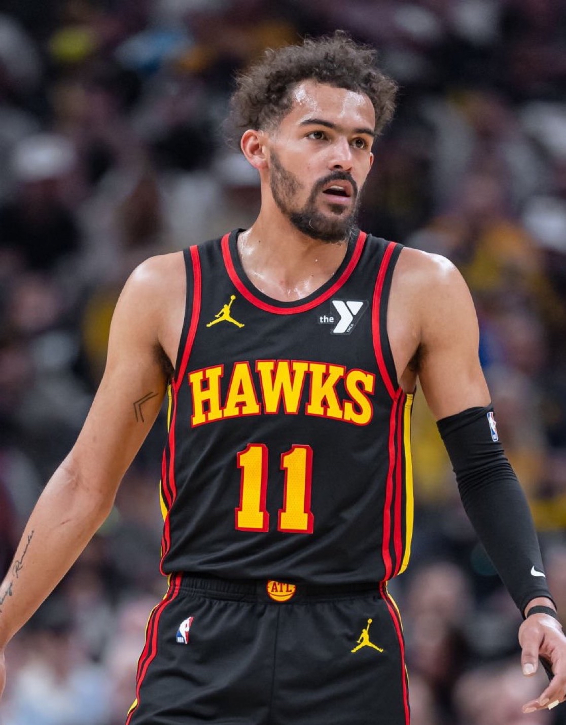 迪马：斯卡尔维尼右内收肌拉伤，将继续因伤缺阵（迪马：斯卡尔维尼右腿内收肌拉伤，仍将缺席比赛）