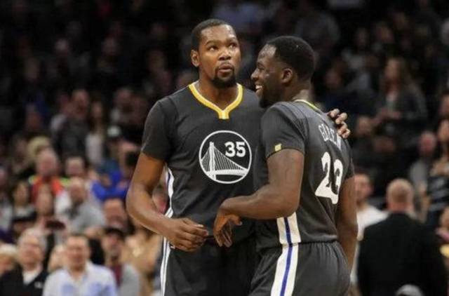 拉波尔塔回应弗洛伦蒂诺：皇马患上巴萨综合症，总是关注我们（拉波尔塔反击弗洛伦蒂诺：皇马陷入“巴萨情结”，总盯着我们）