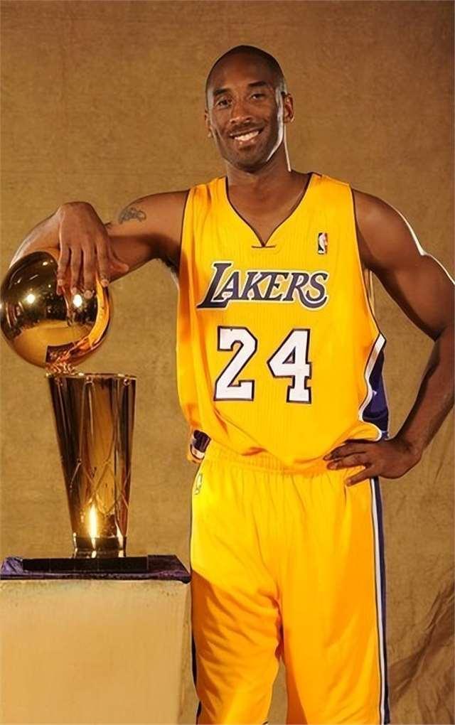 马内：阿诺德的防守不像外界说的那样差；沙特比我想象的更棒（马内：阿诺德防守没外界说得那么糟；沙特超出我的预期）