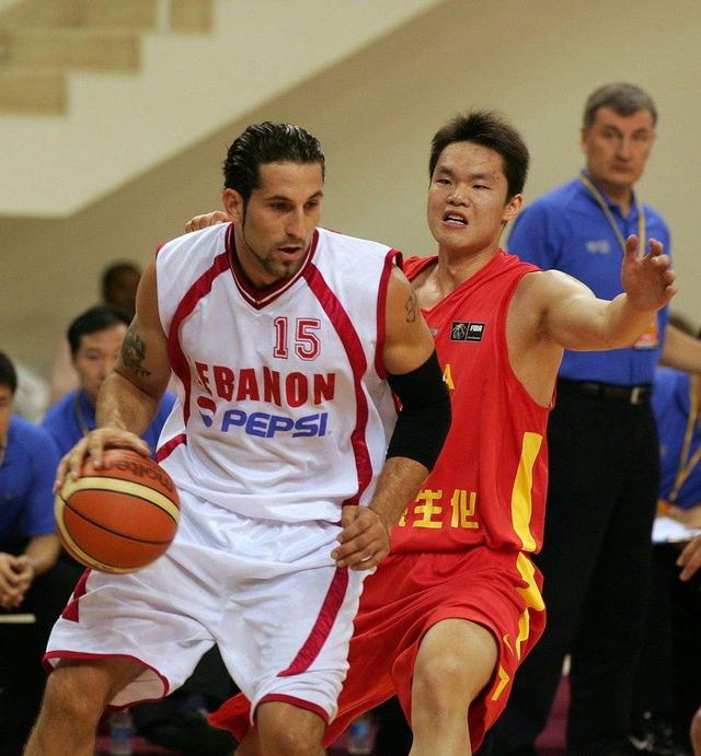 博洛尼亚门将斯科鲁普斯基：守门员首先必须会扑救，脚法其次（博洛尼亚门将斯科鲁普斯基：门将首要是扑救，脚下技术居次）